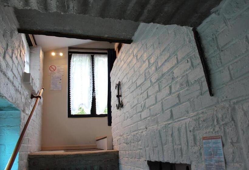 Номер Комфорт, Auberge Du Bord Des Eaux   Demi Pension Assurée Sur Réservation