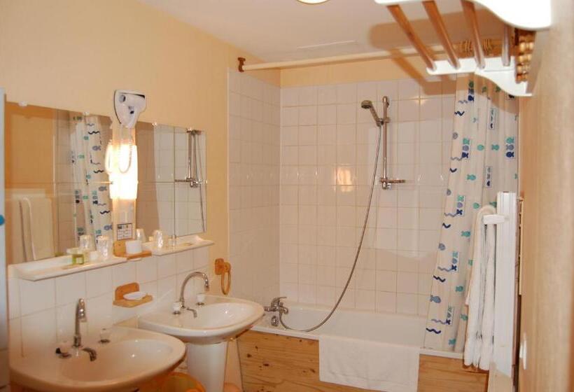 Номер Superior, Auberge Du Bord Des Eaux   Demi Pension Assurée Sur Réservation