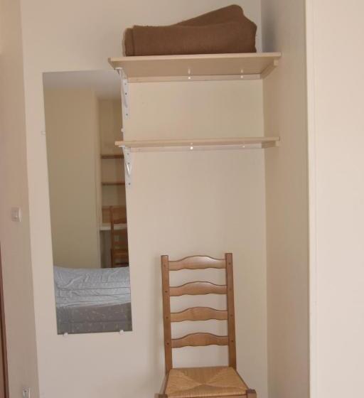 اتاق استاندارد با بالکن, Gai Relais