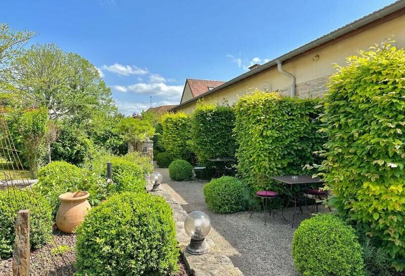 Люкс Дюплекс, Hostellerie De Bretonnière   Groupe Logis Hotels
