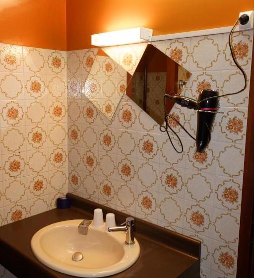 Номер Стандарт, Hôtel Le Relais
