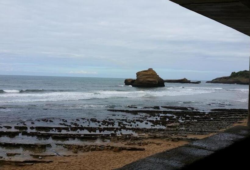 Номер Комфорт, Hôtel Le Saphir