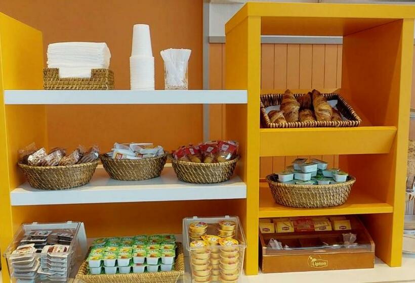Номер Стандарт, Kyriad Direct  Poissy   Acheres