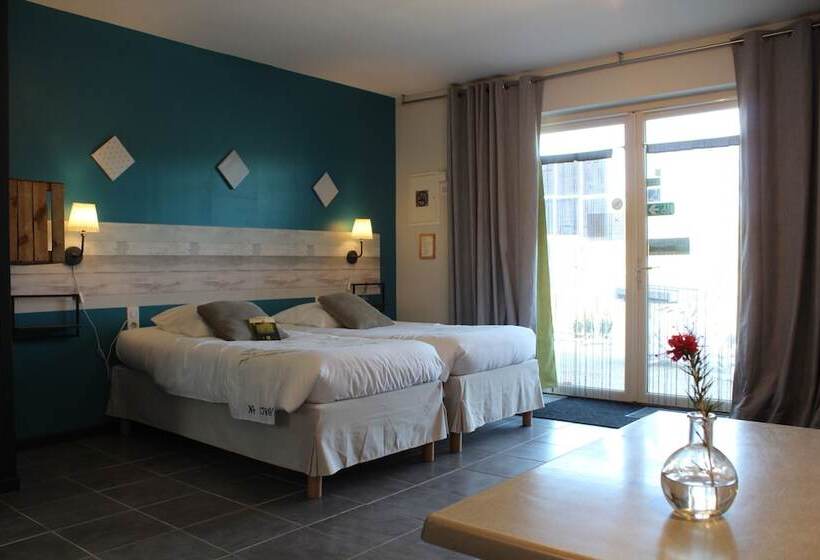 غرفة قياسية, La Peyrade