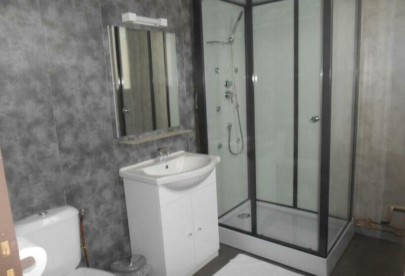 Номер Стандарт, Hôtel La Tente Verte