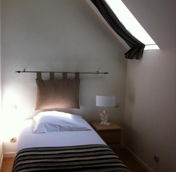 اتاق استاندارد سه نفره, Logis   Hôtel De La Baie De Somme