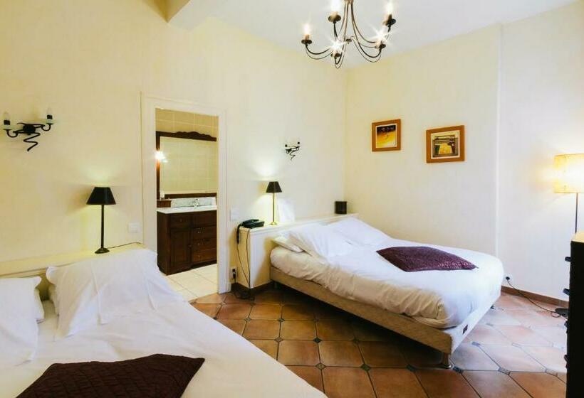 四人标准间, Manoir De Boisvillers