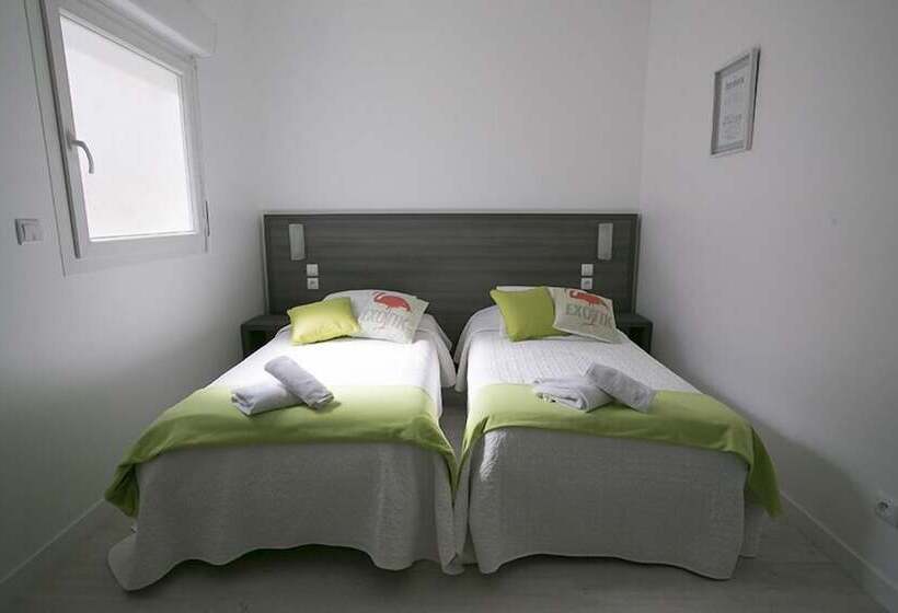 شقة غرفة نوم واحدة مزودة بتراس مطلة على البحر, Le Grand Large Bord De Mer Hotel & Appartements