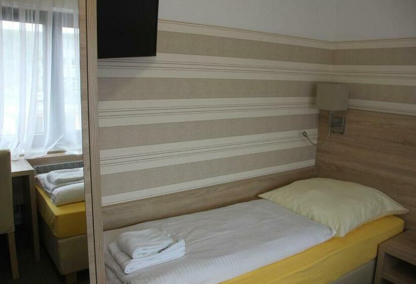 スタンダードルーム, Airport Hotel Zum Taubengrund