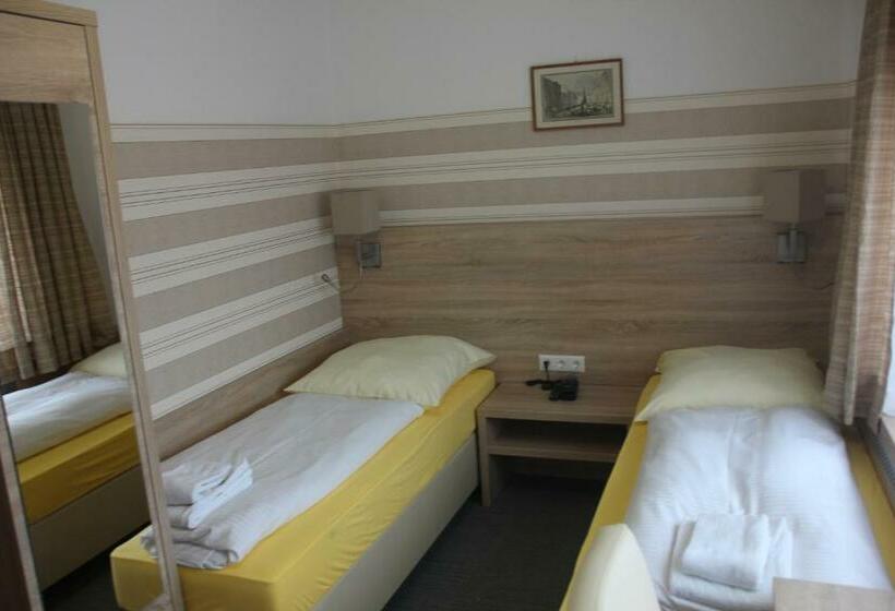 スタンダードルーム, Airport Hotel Zum Taubengrund