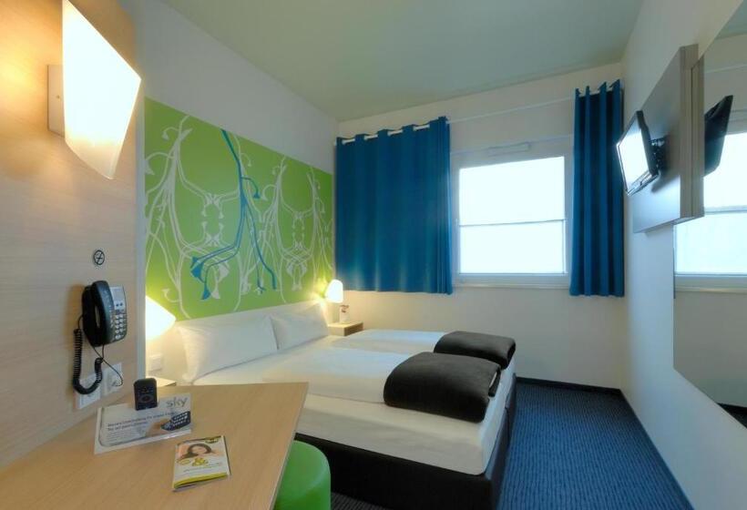 Номер Стандарт, B&b Hotel Paderborn