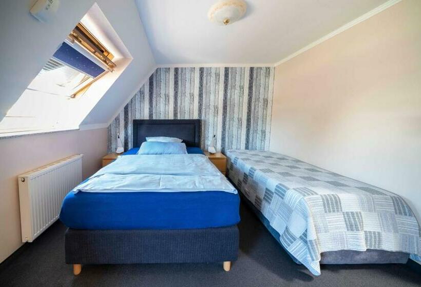 Номер Стандарт Трехместный, City Hotel Hilden