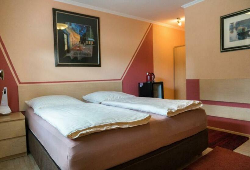 Номер Стандарт, City Hotel Hilden