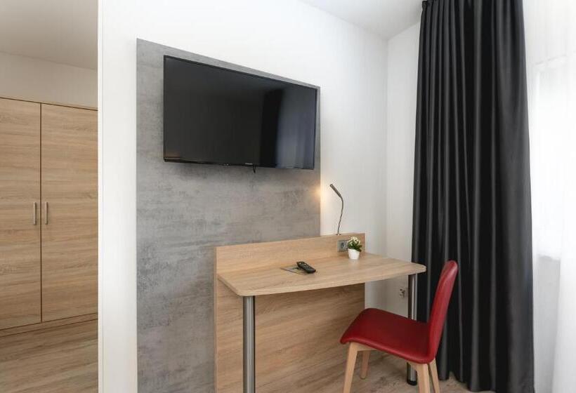 스탠다드 트리플 룸, Zur Blume Hotel & Restaurant Efringen Kirchen Bei Basel
