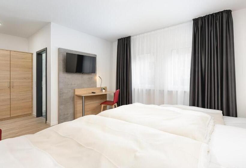 غرفة قياسية ثلاثية, Zur Blume Hotel & Restaurant Efringen Kirchen Bei Basel