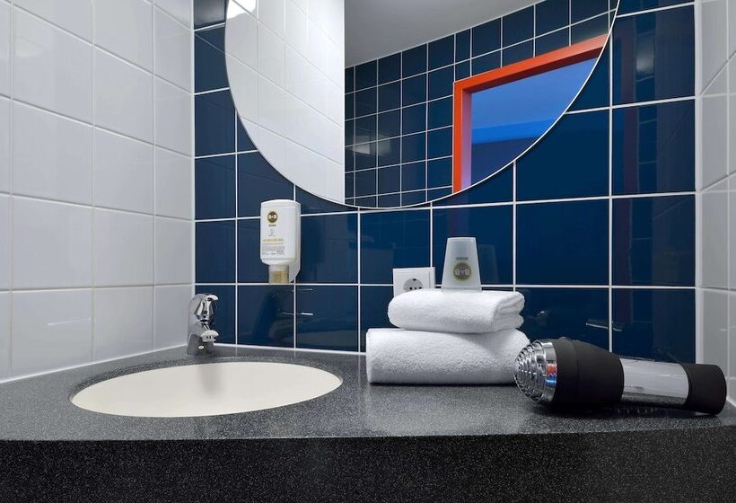Номер Стандарт Трехместный, B&b Hotel Saarbrücken Hbf