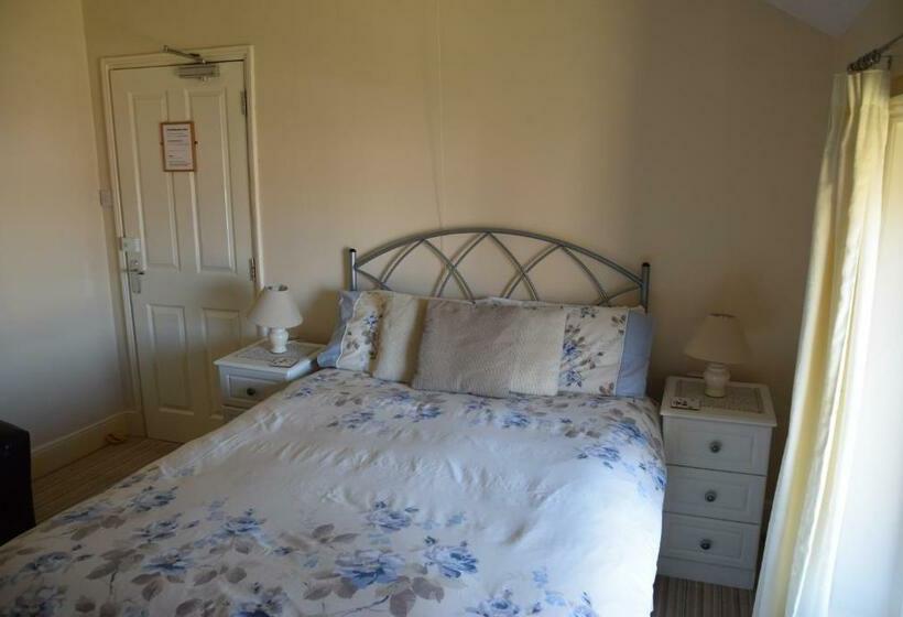 اتاق استاندارد با سرویس بهداشتی مشترک, Kingsleigh Guest House