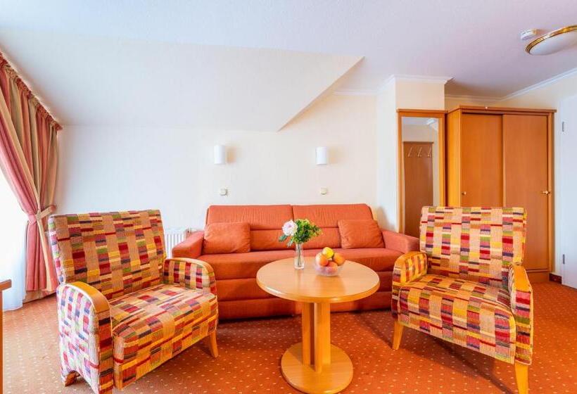 Апартаменты 1 Спальня, Centralhotel Binz