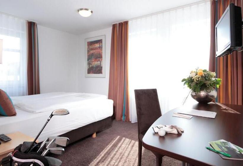 Номер Стандарт, Centro Hotel U No1, Trademark Collection By Wyndham