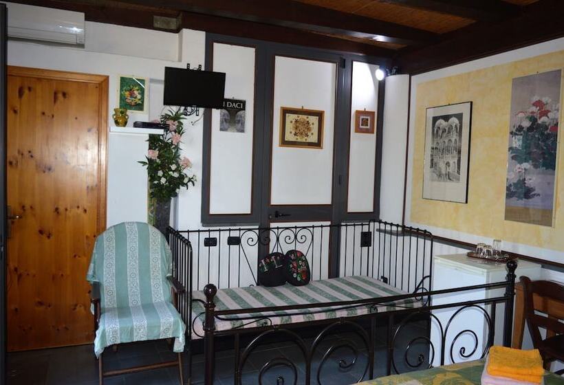 Номер Стандарт Трехместный, B&b Il Giardino Segreto