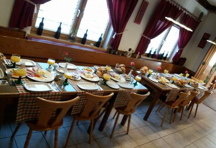 اتاق لوکس, Gasthof Falter