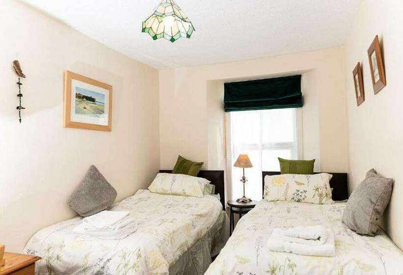 Номер Стандарт, Bosayne Guest House