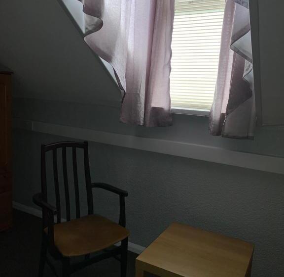 Номер Стандарт, Brafferton Guest House