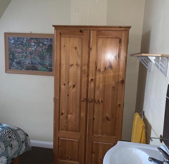 Номер Стандарт, Brafferton Guest House