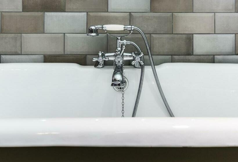 חדר סופריור עם מיטת קינג, Brocco On The Park Boutique