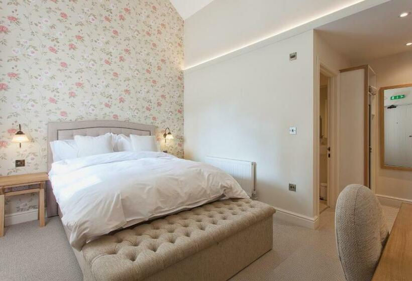 Номер Basic, The Inn West End