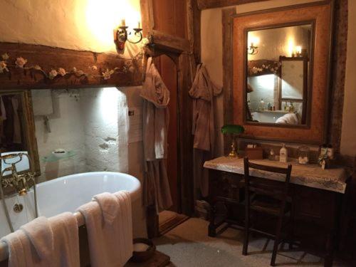 Люкс Кровать Кинг, Valley Farmhouse B&b