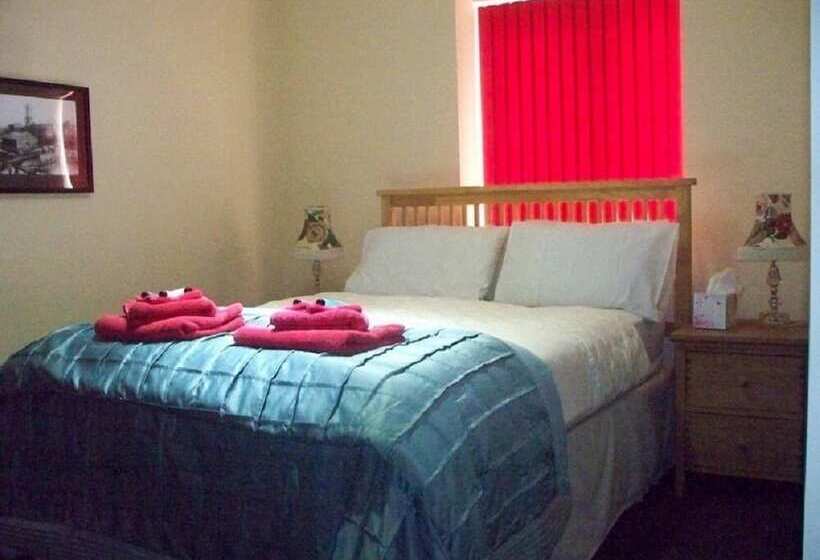 Quarto Estandar, The Horseshoe