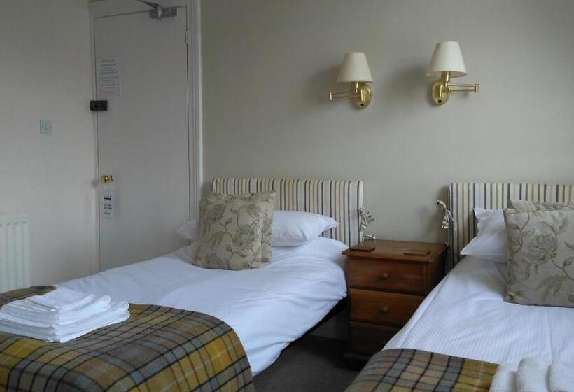 Номер Стандарт, Swiss Court Guest House