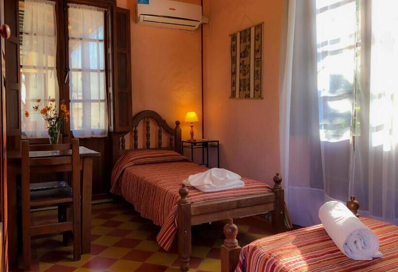 스탠다드 룸, Hostal Las Golondrinas