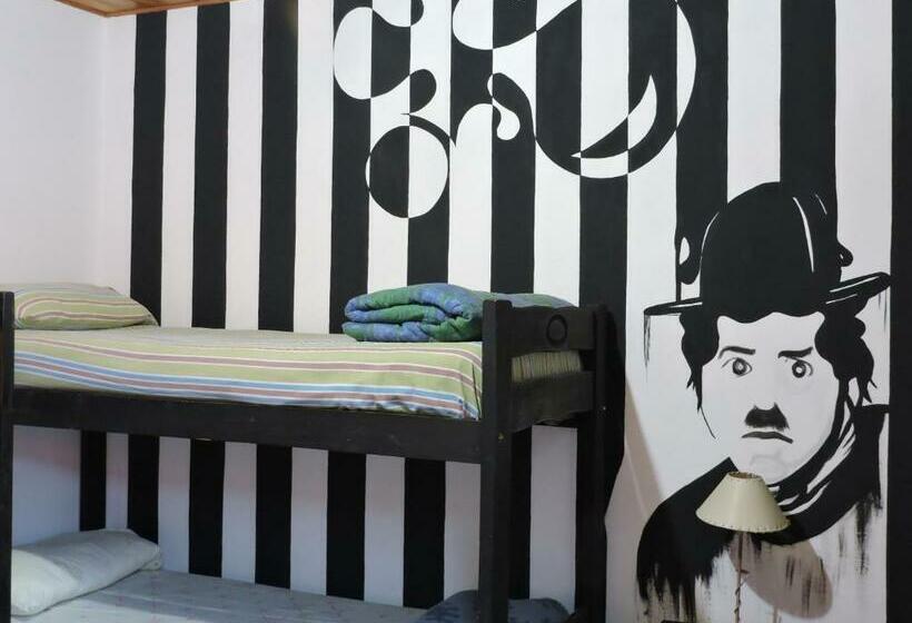 四人标准间, Carrusel Art Hostel