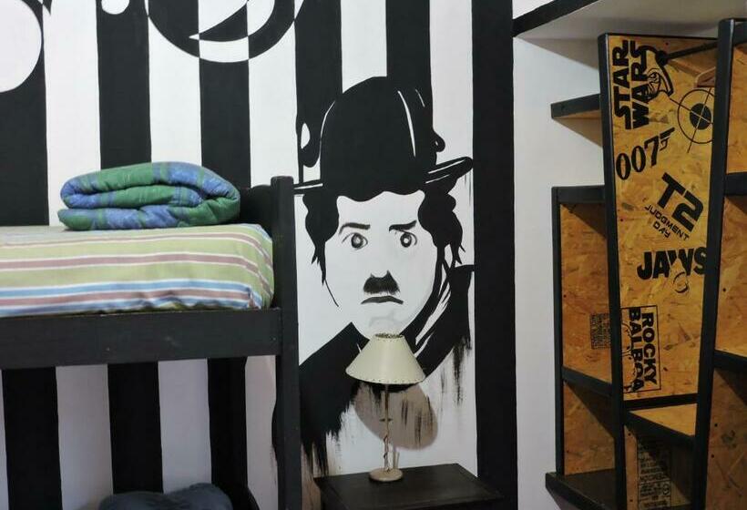 Quarto Quádruplo Estandar, Carrusel Art Hostel