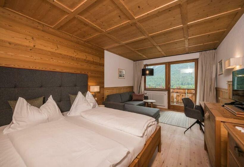 Номер Стандарт Вид на Горы, Berghotel   Sexten
