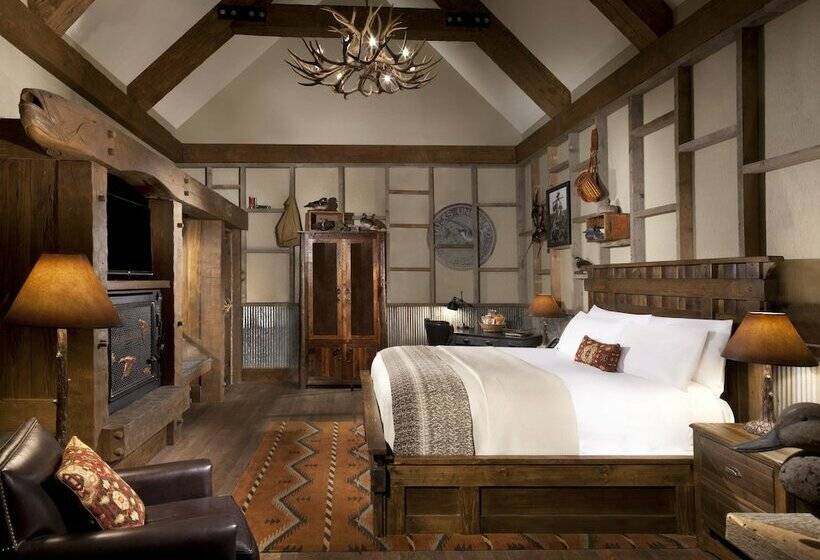 חדר סטנדרט עם מיטת קינג, Big Cypress Lodge