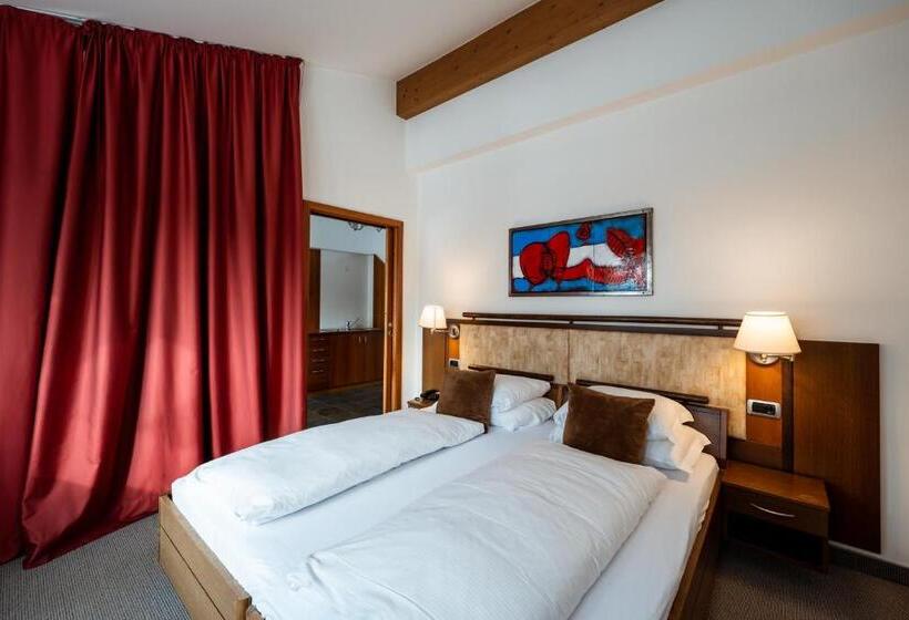 Family Suite, Feldmilla Design
