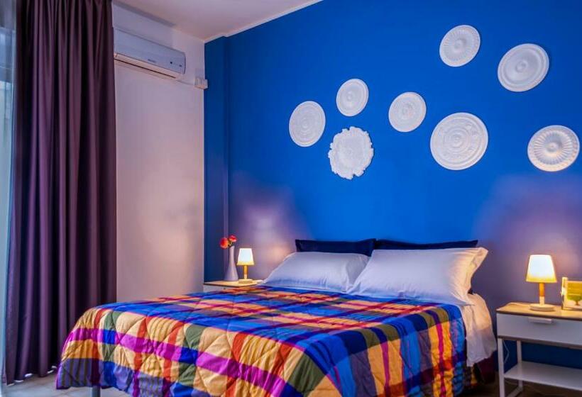 اتاق استاندارد با بالکن, Melo Accommodations