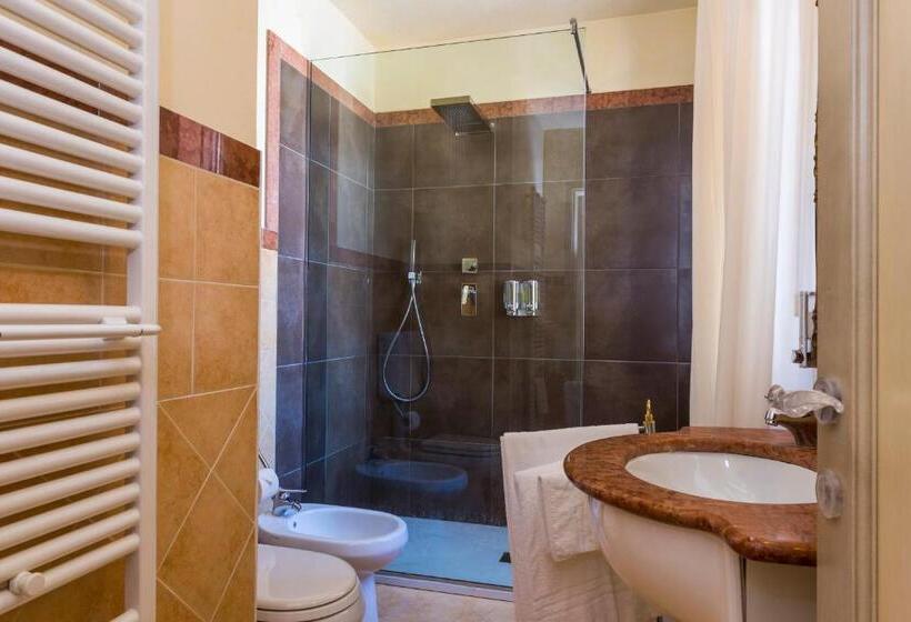 اتاق لوکس, Al Ponticello