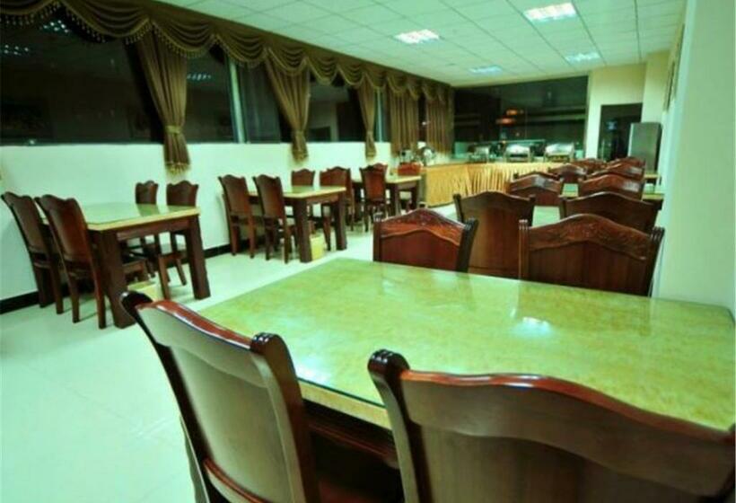 Стандартный Номер Кровать Кинг, Greentree Inn Yunnan Kunming Chenggong University City Shilin Street Express