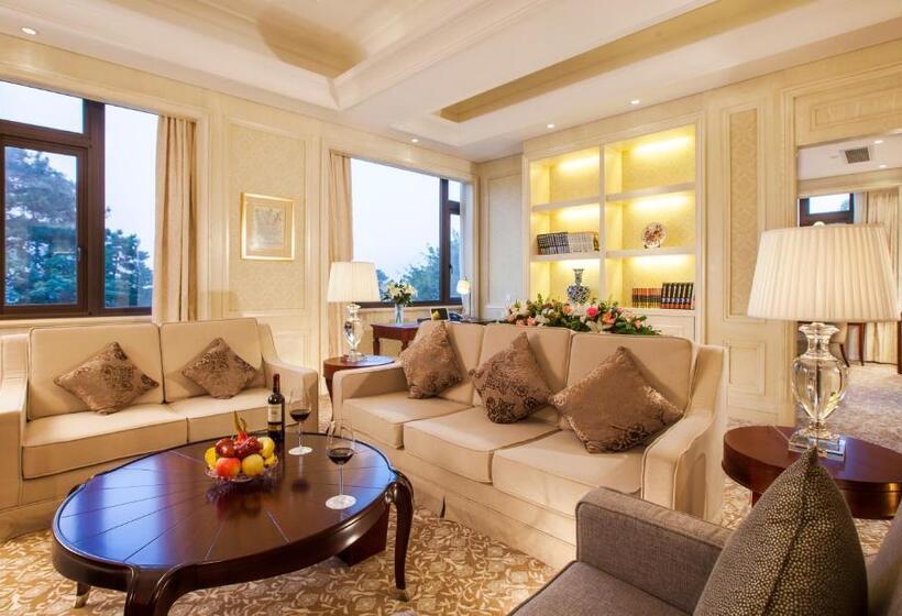 סוויטת אקזקיוטיב עם נוף לגינה, Carp Islet Resort Fuzhou