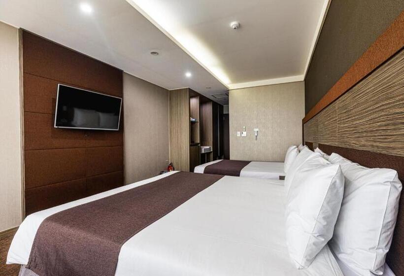 Номер Deluxe, Eastern Hotel Jeju