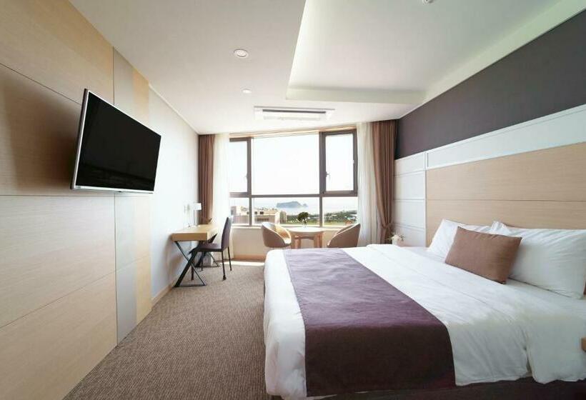 Номер Deluxe, Eastern Hotel Jeju