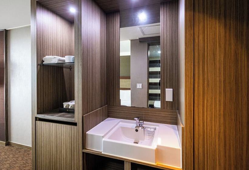 Номер Deluxe, Eastern Hotel Jeju