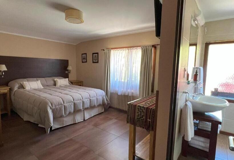 اتاق خانوادگی, Le Charme Con Parking