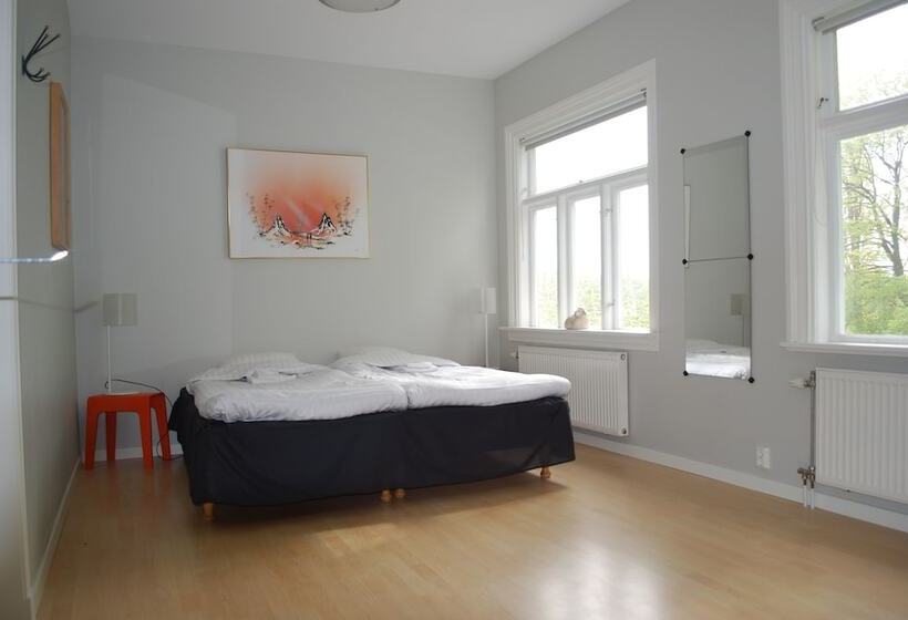 اتاق استاندارد با سرویس بهداشتی مشترک, åhus B&b Och Vandrarhem