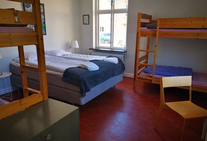 اتاق خانوادگی, åhus B&b Och Vandrarhem