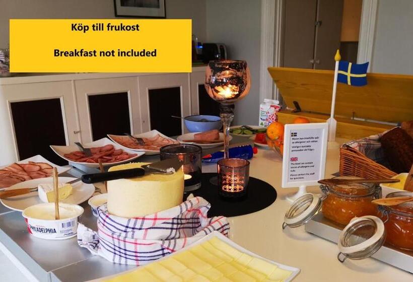 اتاق چهار تخته با دستشویی مشترک, åhus B&b Och Vandrarhem